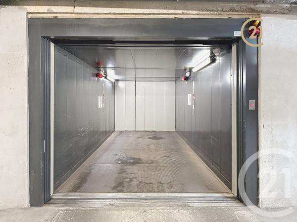 Parking à vendre  23 m2 JUAN LES PINS - 06