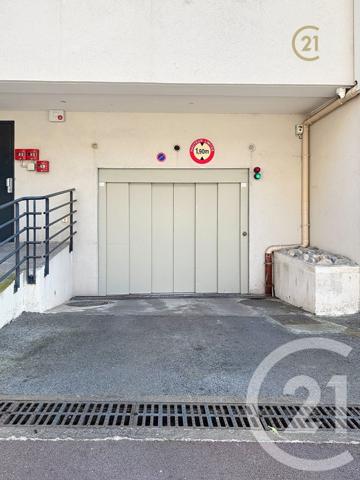 Parking à vendre  23 m2 JUAN LES PINS - 06