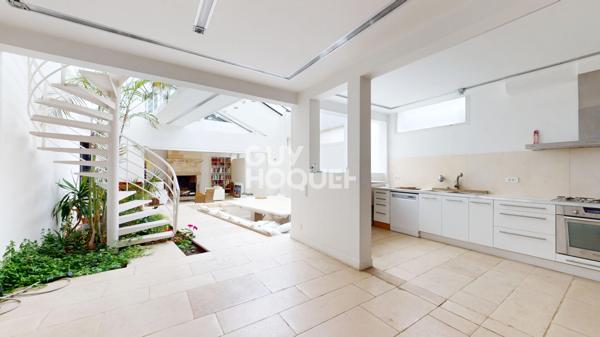 Lumière & verdure aux portes de Paris, Maison style Loft avec jardin au calme