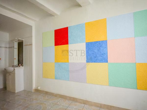 Maison de village avec local et potentiel à Privas