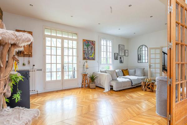 Maison Creteil 8 pièce(s) 193m2