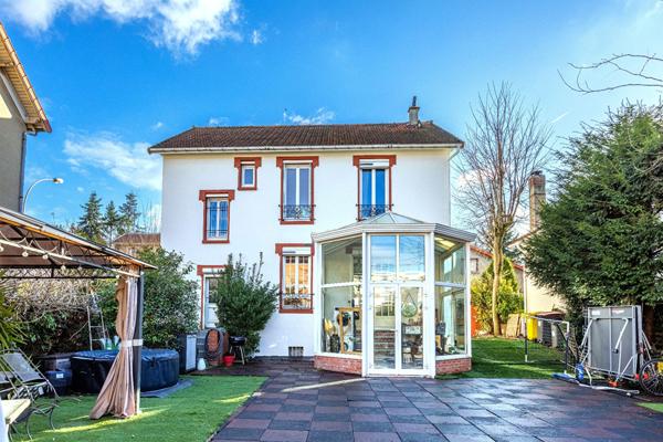 Maison Creteil 8 pièce(s) 193m2