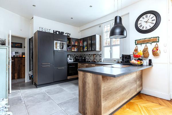 Maison Creteil 8 pièce(s) 193m2