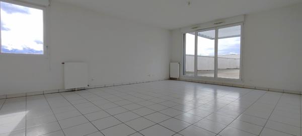 Toulouse: Bel appartement T5 en Penthouse au dernier étage dans résidence calme et contemporaine