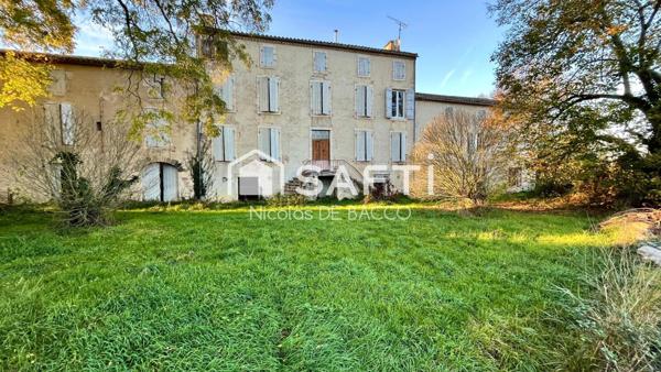 Demeure a potentiel immense.