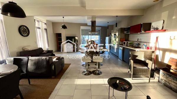 Demeure a potentiel immense.