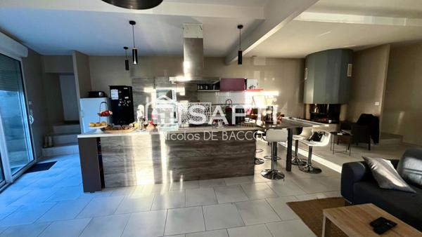 Demeure a potentiel immense.