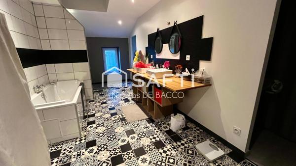 Demeure a potentiel immense.