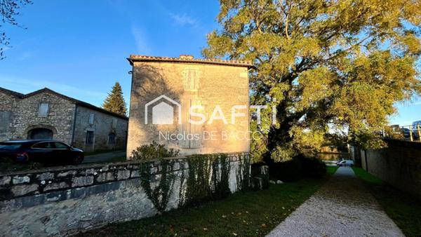 Demeure a potentiel immense.