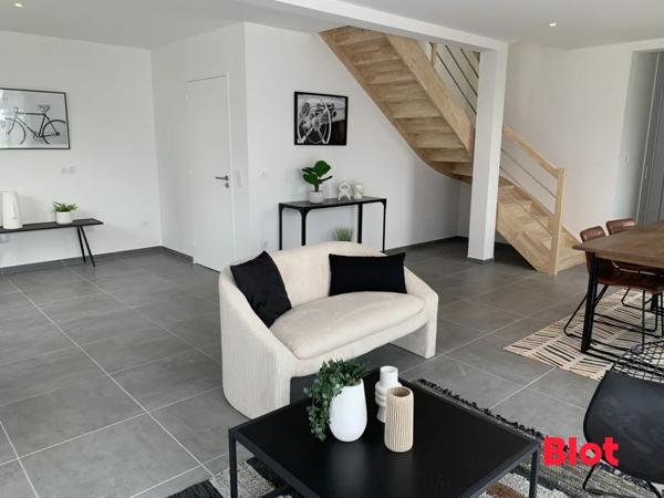 Maison 6 pièce(s)