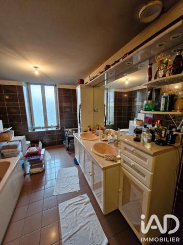 Maison à vendre 5 pièces 161 m² Fontenoy-le-Château