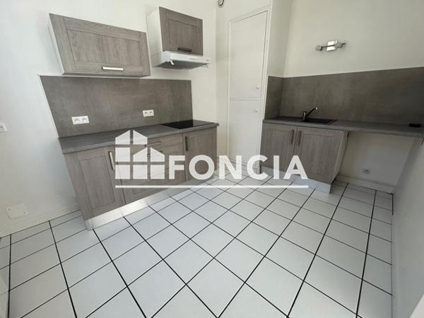 Location Appartement 2 pièces 40.08 m² - 3 RUE DE LA COMEDIE Niort 79000