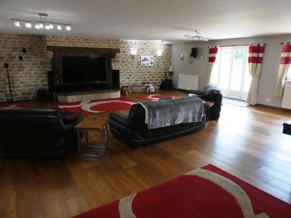 Maison à vendre à Plouray dans le Morbihan (56770), ref : 56075-2235