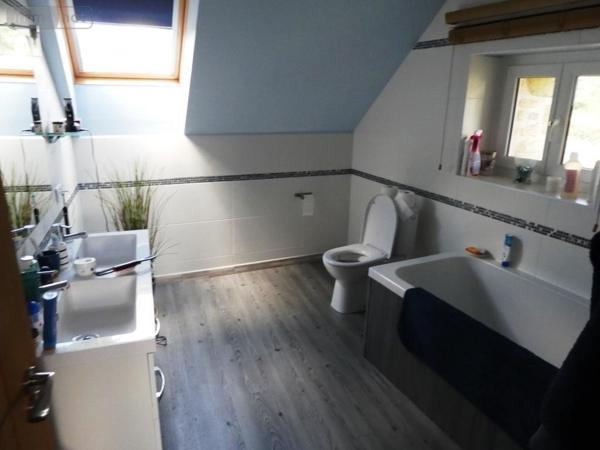 Maison à vendre à Plouray dans le Morbihan (56770), ref : 56075-2235