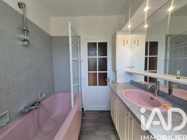 Maison à vendre 7 pièces 180 m² Airvault