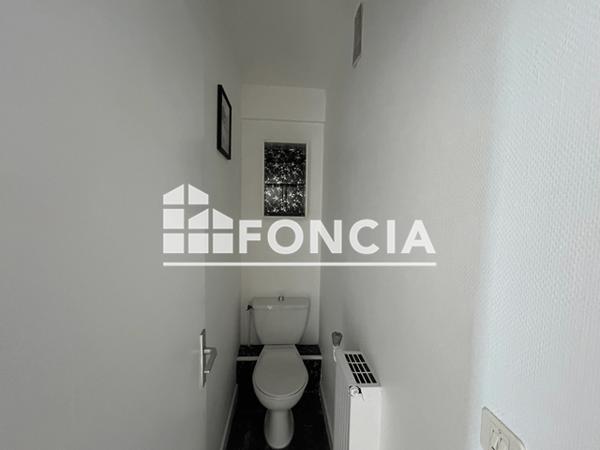 Location Appartement 5 pièces 99.32 m² - 6 BIS AVENUE DE LONS Billere 64140