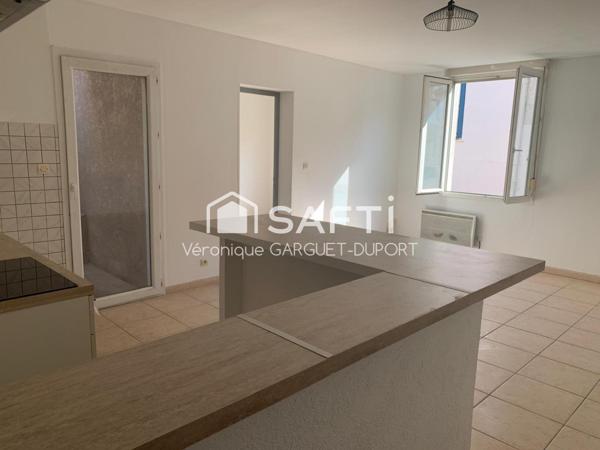 Immeuble 2 appartements libres, extérieur, proche centre