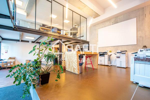 Murs commerciaux 335m2 Bordeaux Bassin à Flots