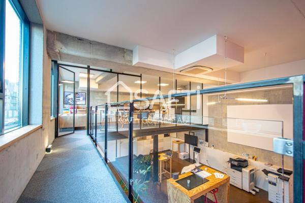 Murs commerciaux 335m2 Bordeaux Bassin à Flots