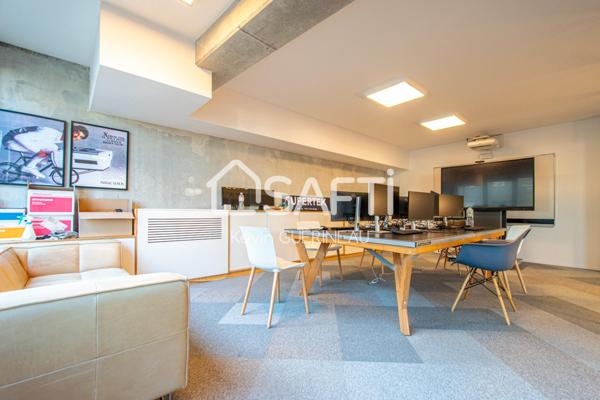 Murs commerciaux 335m2 Bordeaux Bassin à Flots