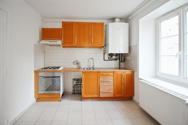 Gap (05000) COEUR DE VILLE, GRAND T2 DUPLEX DE CARACTERE !