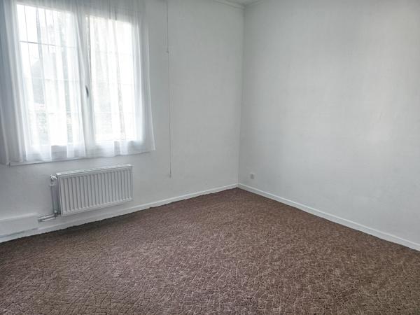 Limours (91470) Grande maison familiale avec jardin à LIMOURS