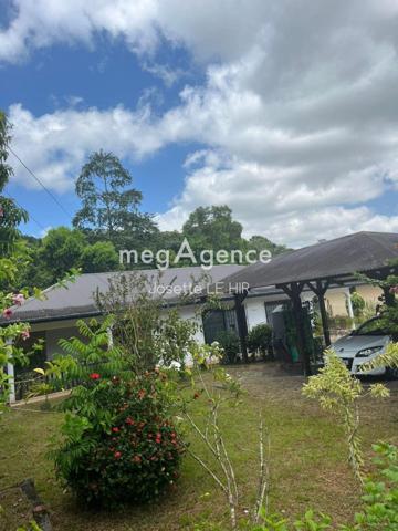 Maison à MATOURY, 97351 - 5 pièces 130m²