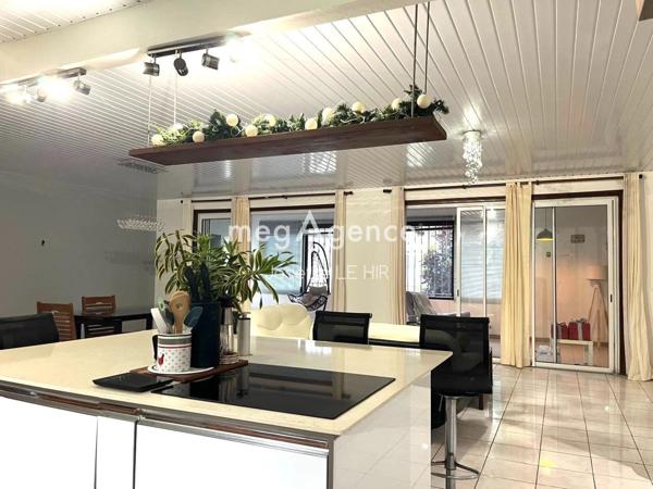 Maison à MATOURY, 97351 - 5 pièces 130m²