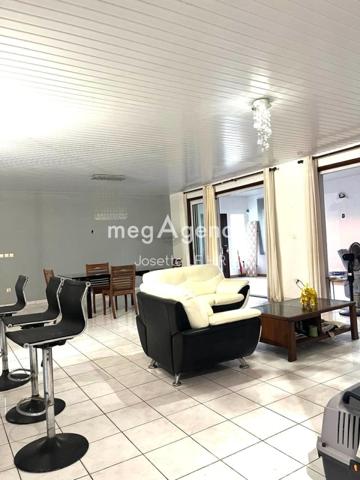 Maison à MATOURY, 97351 - 5 pièces 130m²