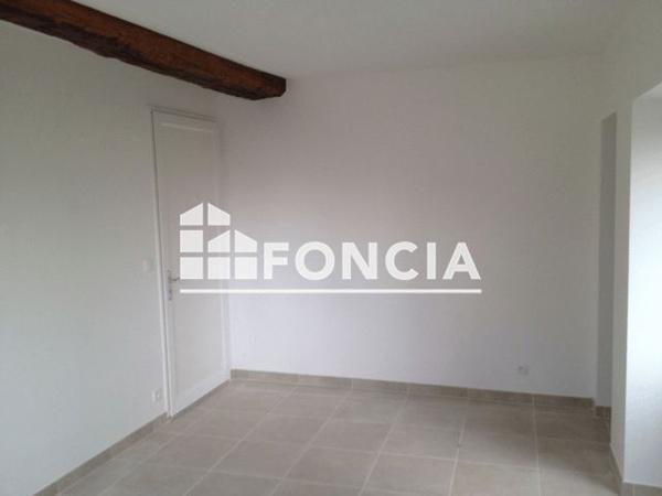 Location Maison 3 pièces 71.95 m² - 8 RUE DE L'HOTEL DE VILLE Juziers 78820