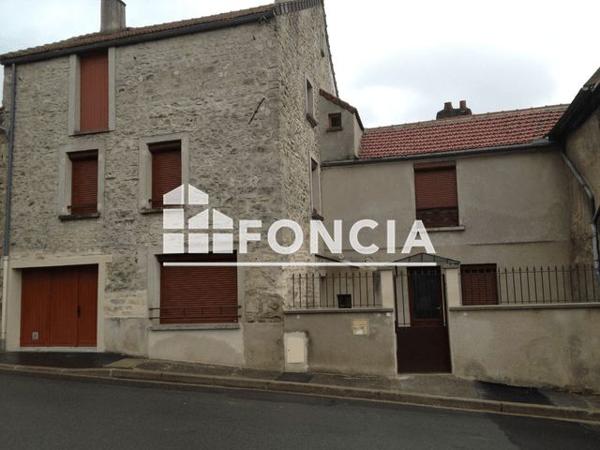 Location Maison 3 pièces 71.95 m² - 8 RUE DE L'HOTEL DE VILLE Juziers 78820