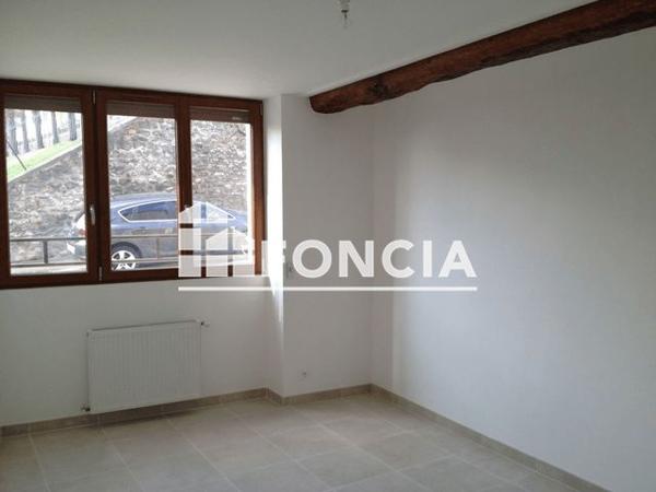 Location Maison 3 pièces 71.95 m² - 8 RUE DE L'HOTEL DE VILLE Juziers 78820