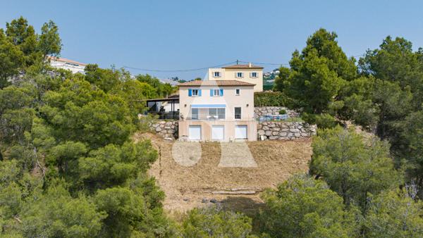 Maison 5 pièces 112.37 m2
