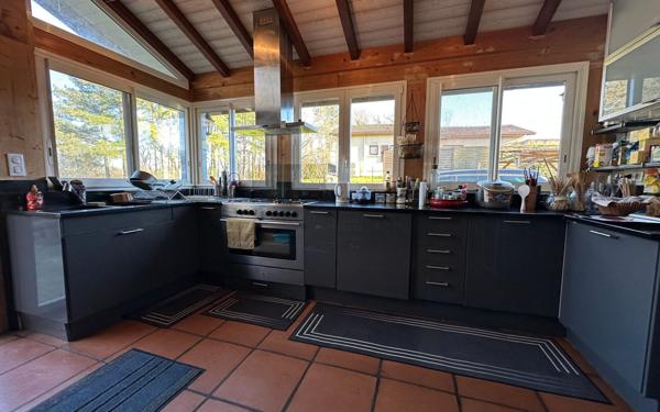 Maison à vendre    5 pièces •  Nogaro