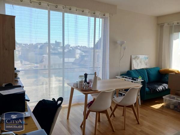 Appartement à louer 2 pièces 47.3m² Blois (41000)