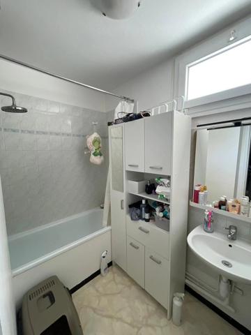 Location                                                      Appartement
                        
                     2 pièces                      52 m2                     à Crosne