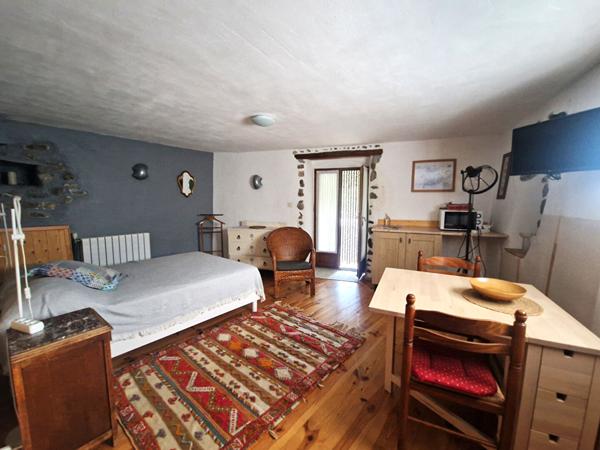 Maison de Charme en Pierre Coeur de Hameau Vue Imprenable