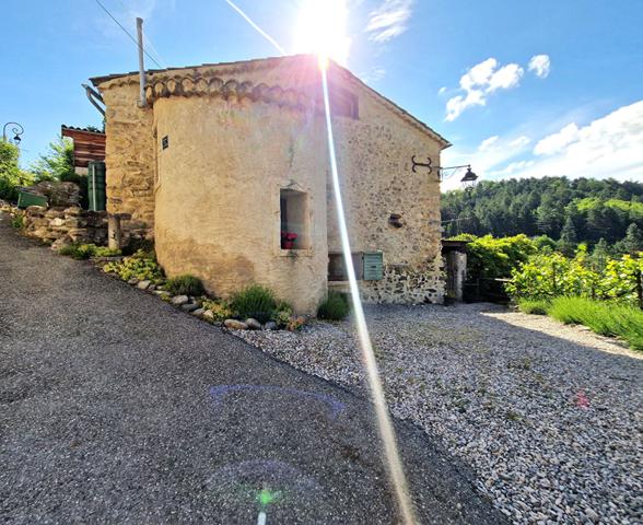 Maison de Charme en Pierre Coeur de Hameau Vue Imprenable