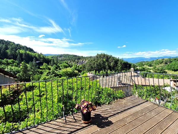 Maison de Charme en Pierre Coeur de Hameau Vue Imprenable