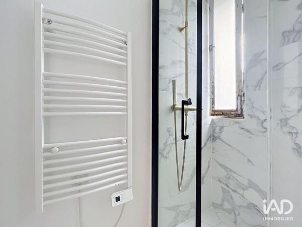Location appartement 2 pièces 37 m² Paris 20