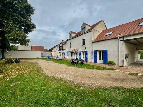 Maison familiale dans cadre privilégié !