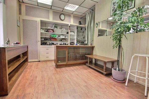 VILLARD-BONNOT / BRIGNOUD – VENTE DE MURS COMMERCIAUX