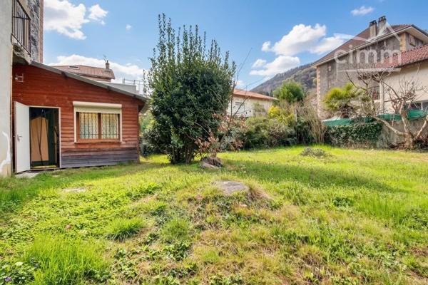 VILLARD-BONNOT / BRIGNOUD – VENTE DE MURS COMMERCIAUX