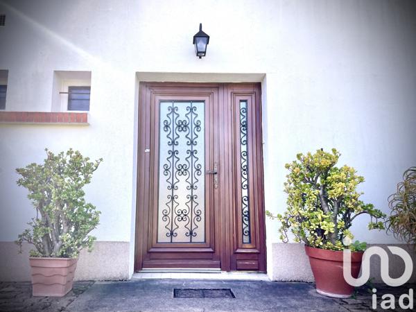 Maison à vendre 5 pièces 99 m² Saint-Jean-de-la-Ruelle