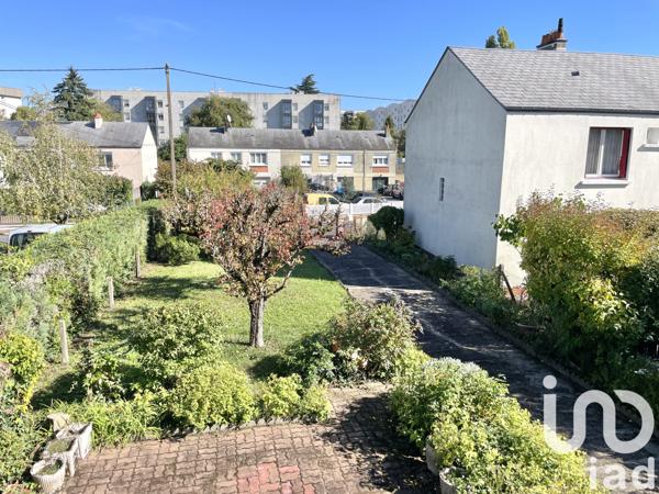 Maison à vendre 5 pièces 99 m² Saint-Jean-de-la-Ruelle