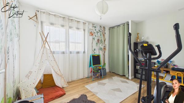 Maison
         8 pièces
        - 191 m² 469 790 € *