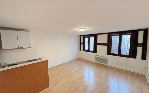 Appartement à louer    1 pièce • 17,44 m2 Strasbourg