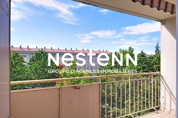 Appartement T4 entièrement rénové & lumineux avec 2 chambres et un balcon - Secteur RAFOUR - 69500 BRON