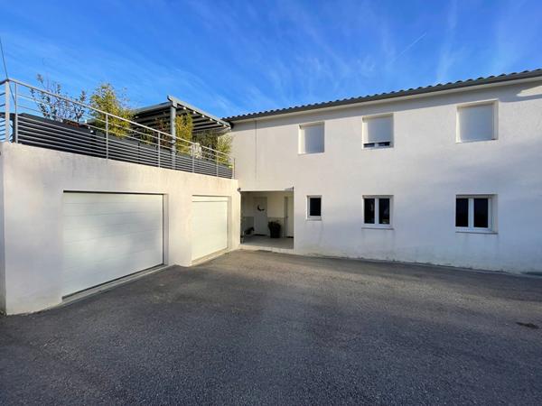 Appartement Pierrevert 4 pièces piscine, terrasses et garage