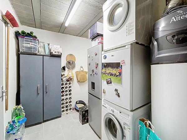 Appartement Pierrevert 4 pièces piscine, terrasses et garage